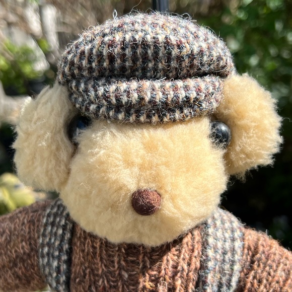 Vintage Harris Tweed Isle of Lewis Scotland Bear RAEBHAT Originals Preowned 1982 - Picture 7 of 16